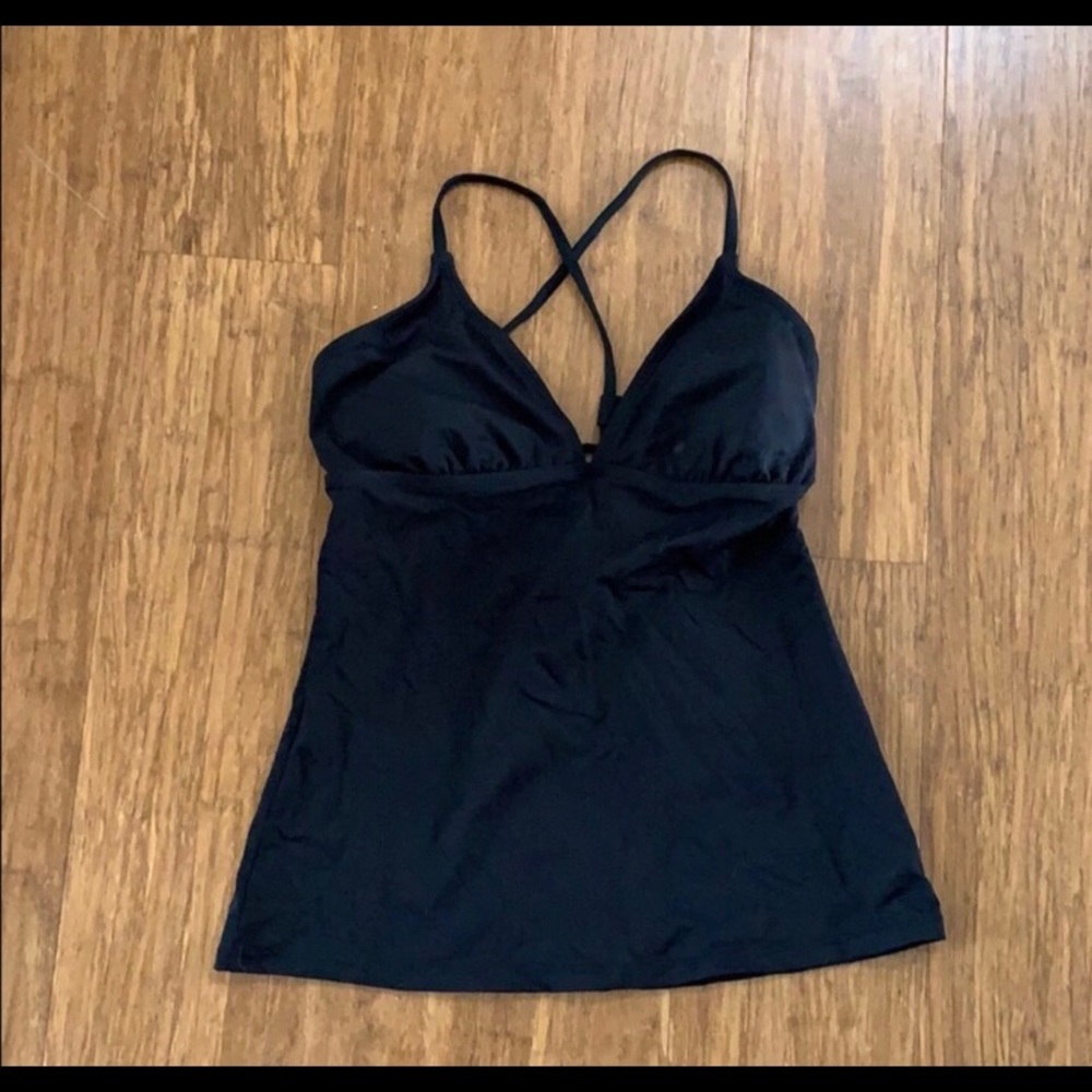 Black athleta tankini top